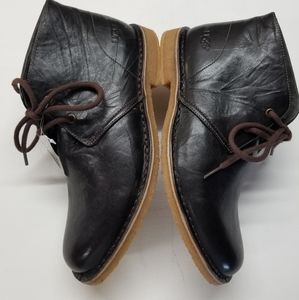 Ugg shoes‎ mens size 8